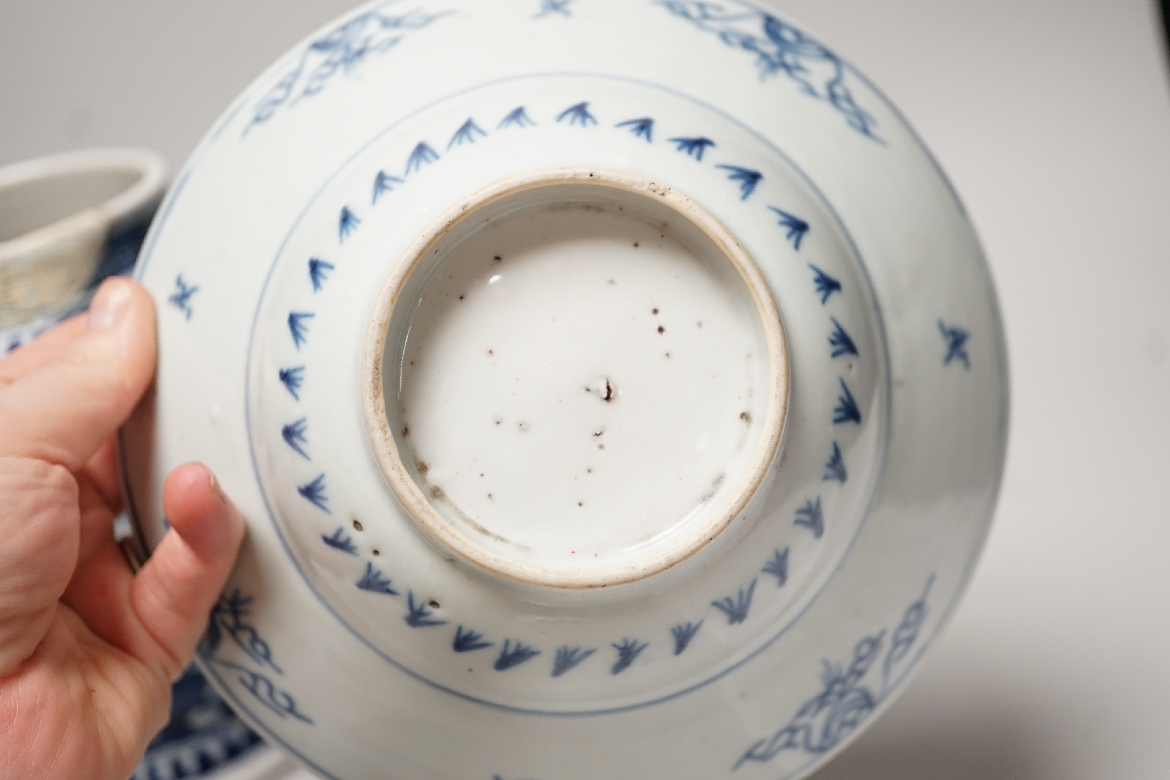 A 19th century Chinese blue and white bowl and Chinese prunus baluster jar, 19.5cm high